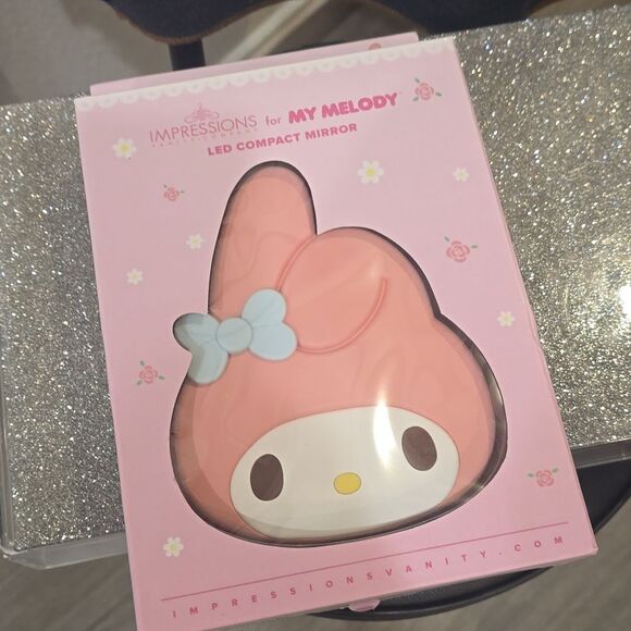 Impressions X My Melody LED Compact Mirror - Picture 11 of 12